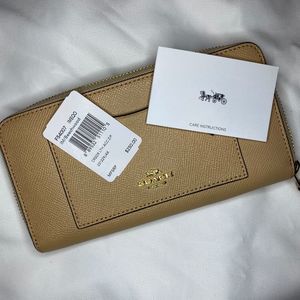 Coach Bags - Coach Nude Accordion Leather Wallet Coach Bags - Coach Nude Accordion Leather Wallet